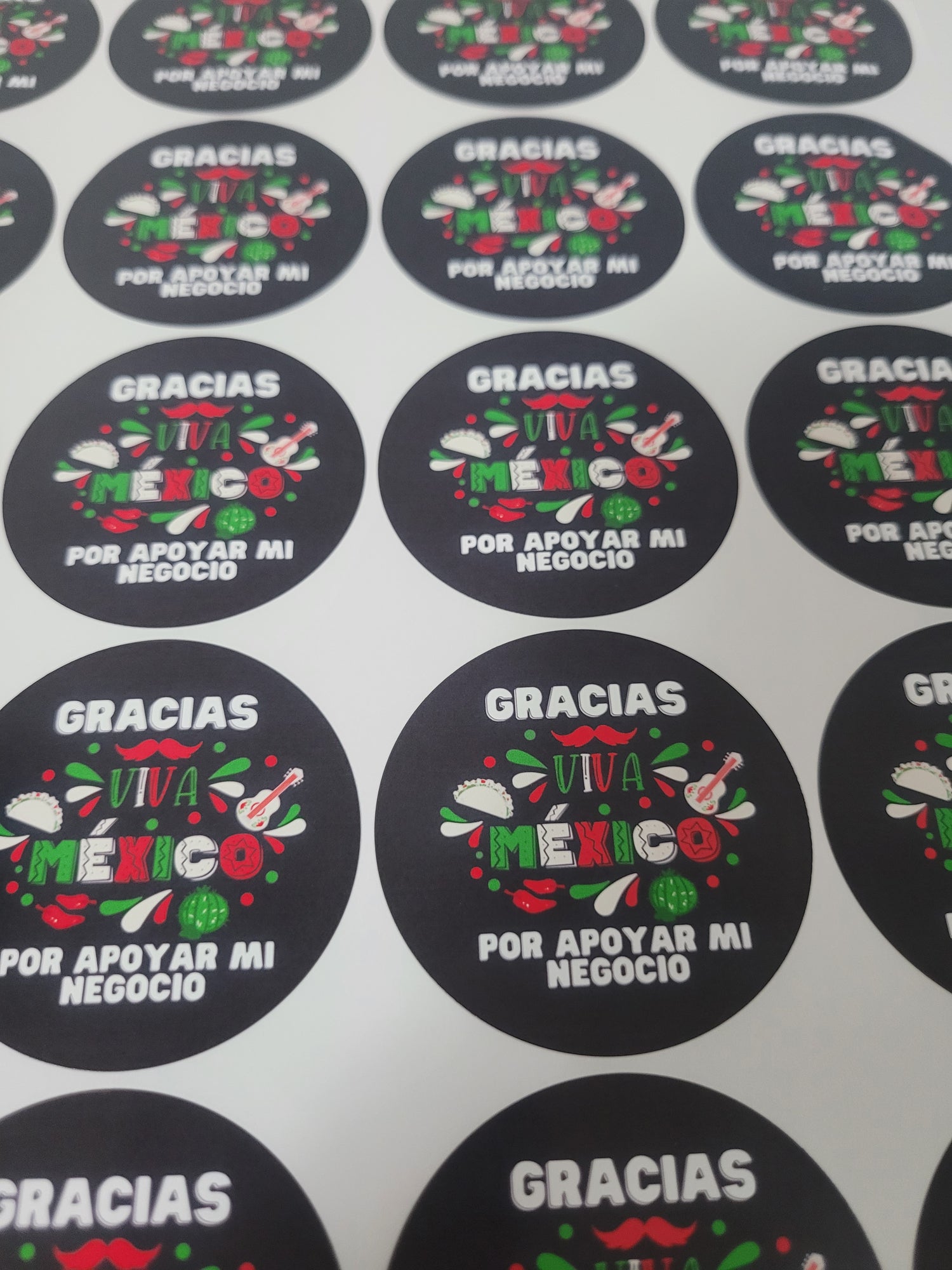 100 Stickers 2&quot; Mexico